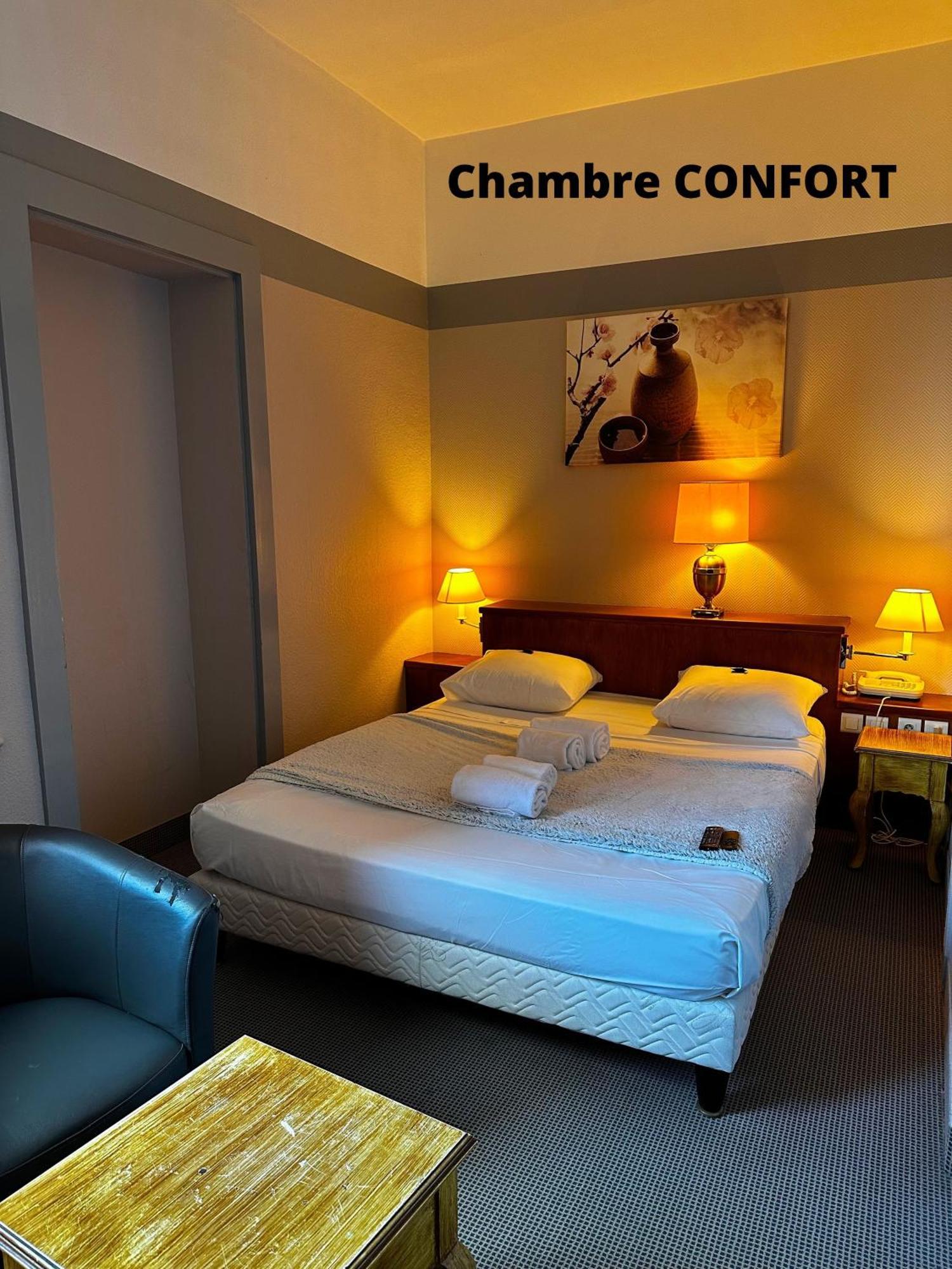 Hotel Terminus - Pizzeria Pizz'A Gogo - Salle De Sport - Face A La Gare 롱르소니에 외부 사진
